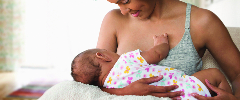 Breastfeeding-482136885.jpg