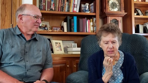 Duane Roth sits with older sister Jerri Mast on the 40th anniversary of his kidney donation.jpg