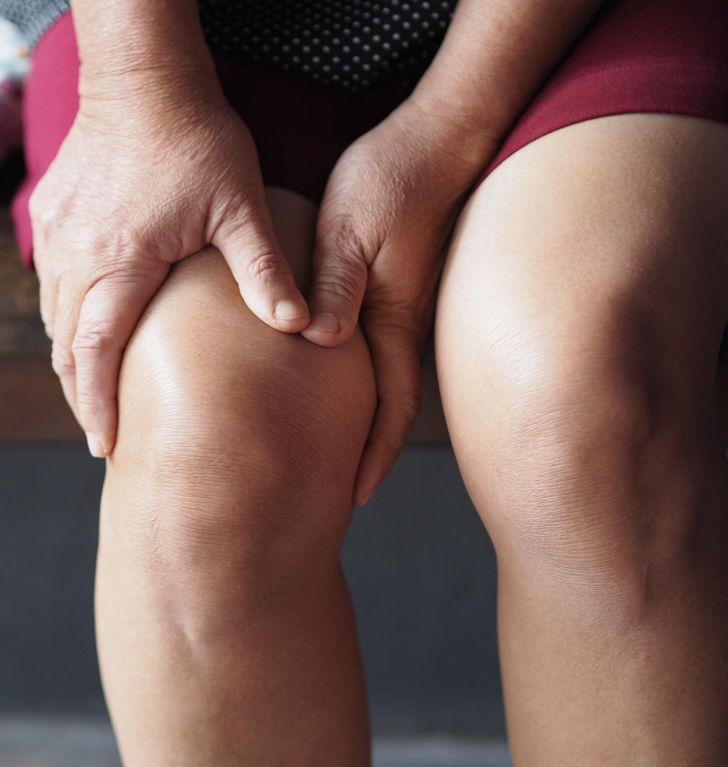 woman-holding-knee.jpg