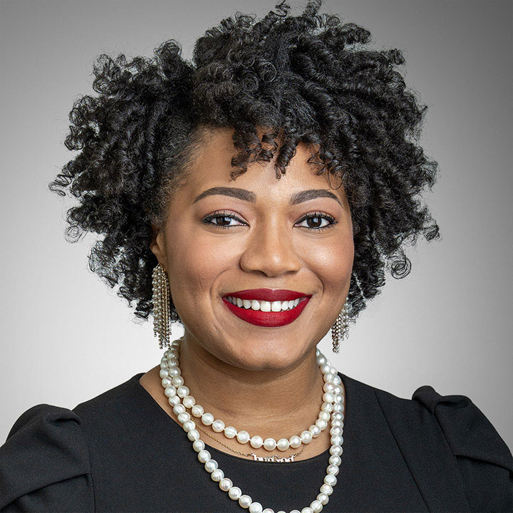 provider Damaris Amber Brooks, CNM