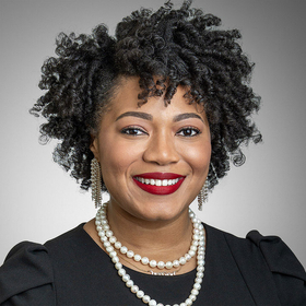 provider Damaris Amber Brooks, CNM